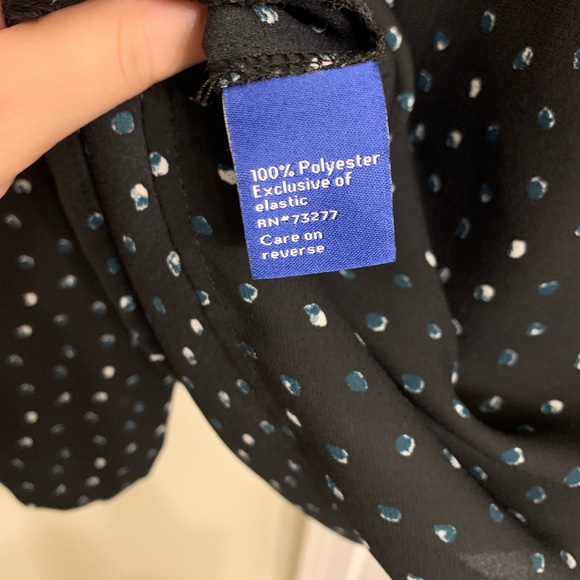 Apt 9 V Neck Buttoned Dotted Blouse, Medium - Picture 3 of 7